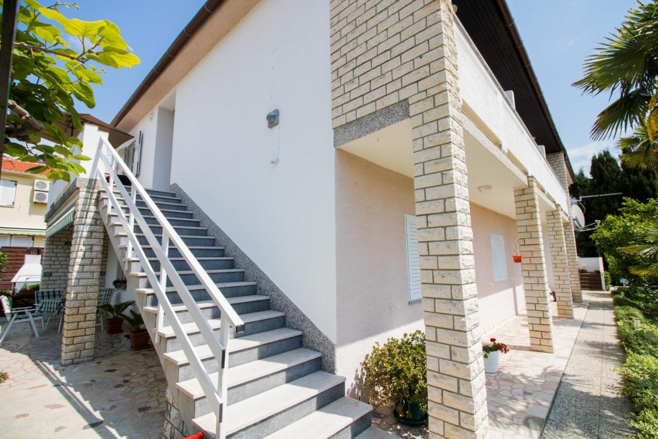 Rooms & Apartment Albina Baska  Exterior photo